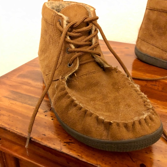 Aeropostale Shoes Mens High Top Faux Suede Moccasins